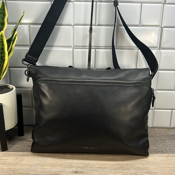 Coach Black Leather Tote Bag - Picture 4 of 16